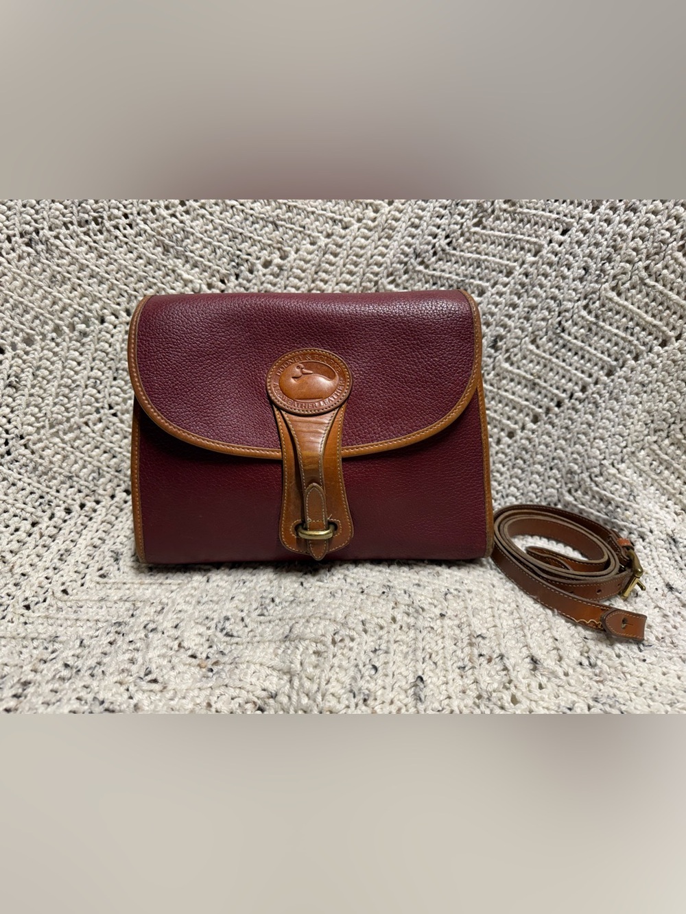 Vintage Dooney and Bourke Rouge Essex Crossbody